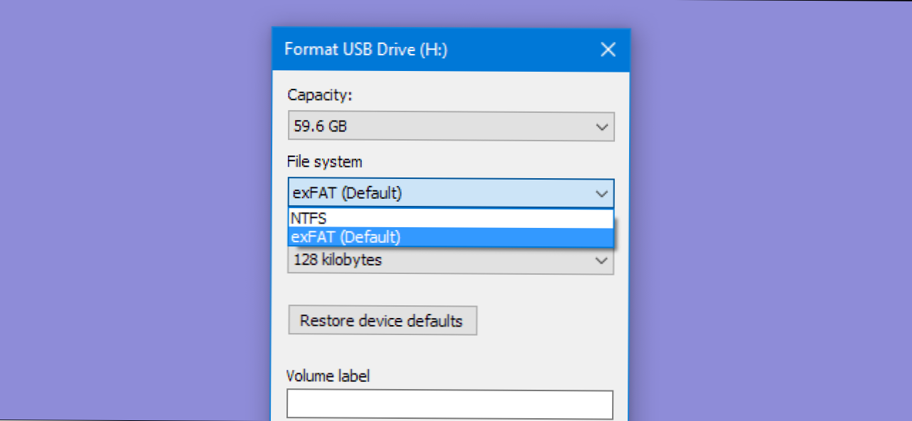Форматировать exfat в ntfs. Флешка Формат fat32. USB-накопителе fat32. Файловая система fat32 на флешке что это. Отформатировать USB накопитель в fat32.